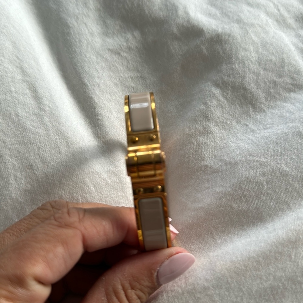Hemes bracelet. Used. Rose gold.